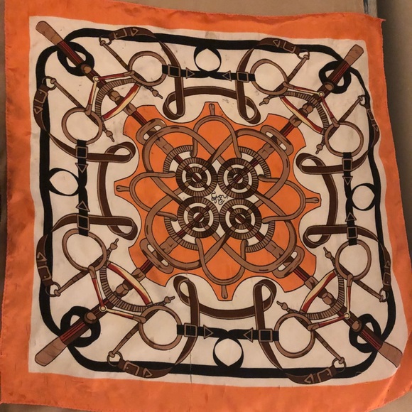 Scarf - Picture 1 of 3